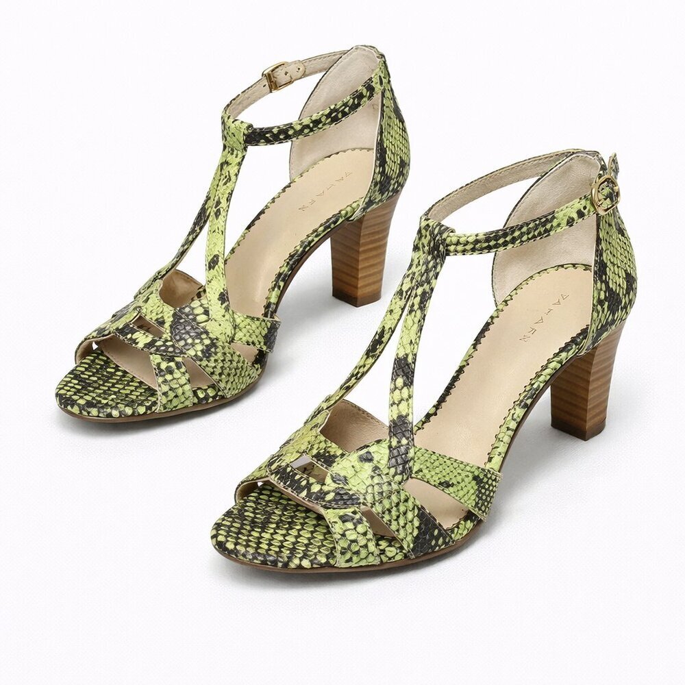 TAHARI Giselle Faux Snakeskin Open Toe Stacked Heels Sandals Shoes Size 9M
